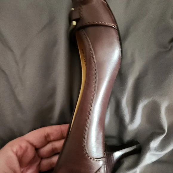 Women's Cole Haan Slip On Round  Toe Buckle Brown 6.5 - Picture 9 of 12